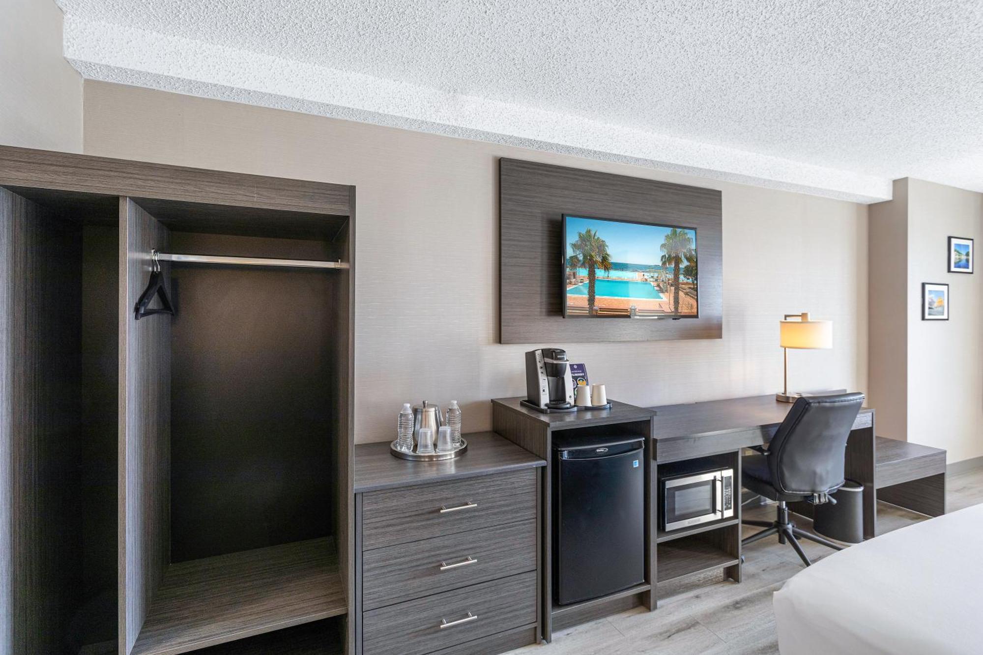 Hotel Harborside