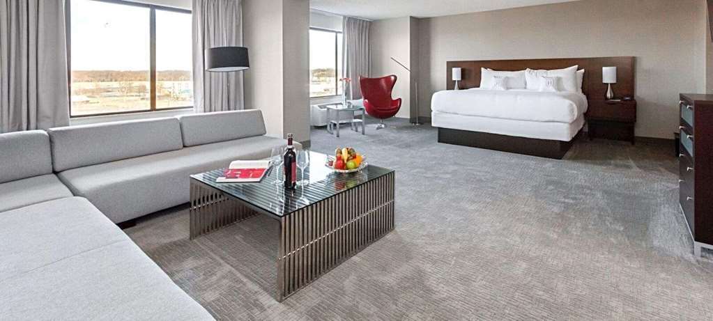 Harborside 4* Oxon Hill
